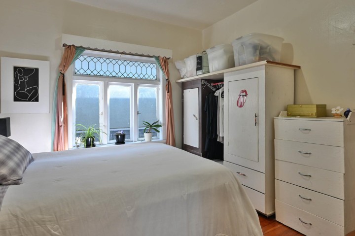 Photo 5 at 336 E 17th Avenue, Main, Vancouver East