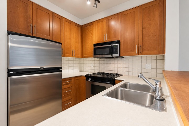 Photo 4 at 1213 - 4655 Valley Drive, Quilchena, Vancouver West