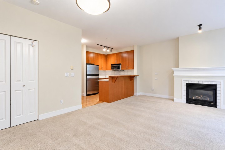 Photo 8 at 1213 - 4655 Valley Drive, Quilchena, Vancouver West