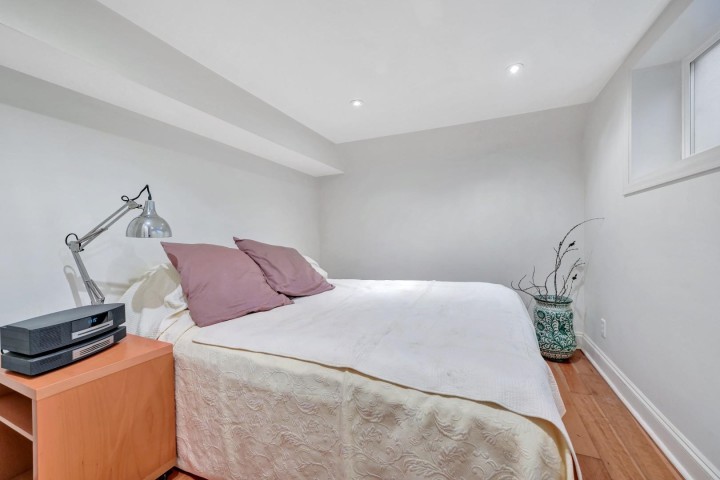 Photo 19 at 2303 W 3rd Avenue, Kitsilano, Vancouver West