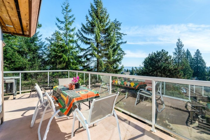 Photo 3 at 4815 Headland Close, Caulfeild, West Vancouver