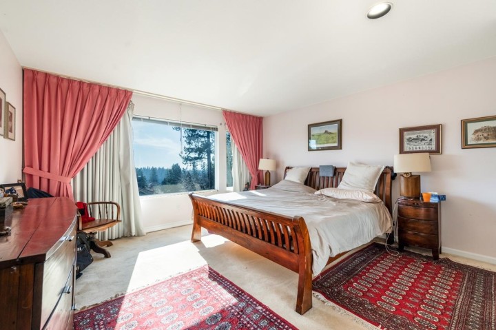 Photo 11 at 4815 Headland Close, Caulfeild, West Vancouver