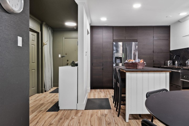 Photo 7 at 106 - 1710 W 13th Avenue, Fairview VW, Vancouver West