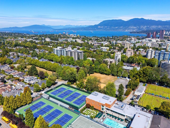 Photo 19 at 106 - 1710 W 13th Avenue, Fairview VW, Vancouver West
