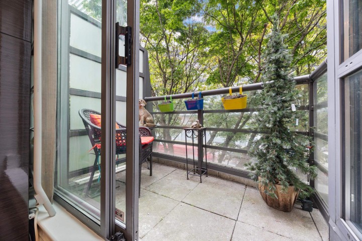 Photo 13 at 203 - 501 Pacific Street, Downtown VW, Vancouver West