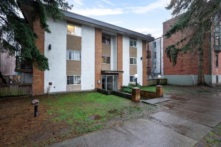 Photo 1 at 12 - 430 E 8th Avenue, Mount Pleasant VE, Vancouver East