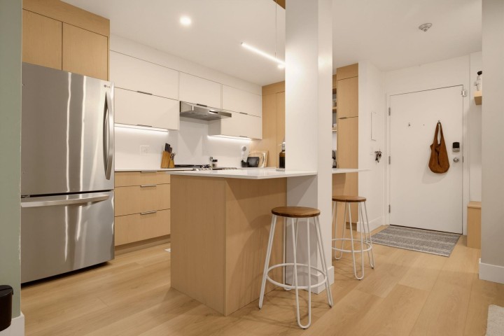 Photo 6 at 204 - 1345 Comox Street, West End VW, Vancouver West