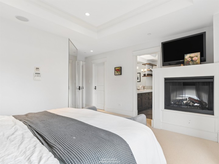 Photo 24 at 917 W 20th Avenue, Cambie, Vancouver West