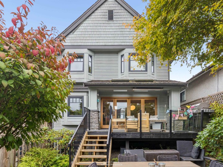 Photo 30 at 917 W 20th Avenue, Cambie, Vancouver West