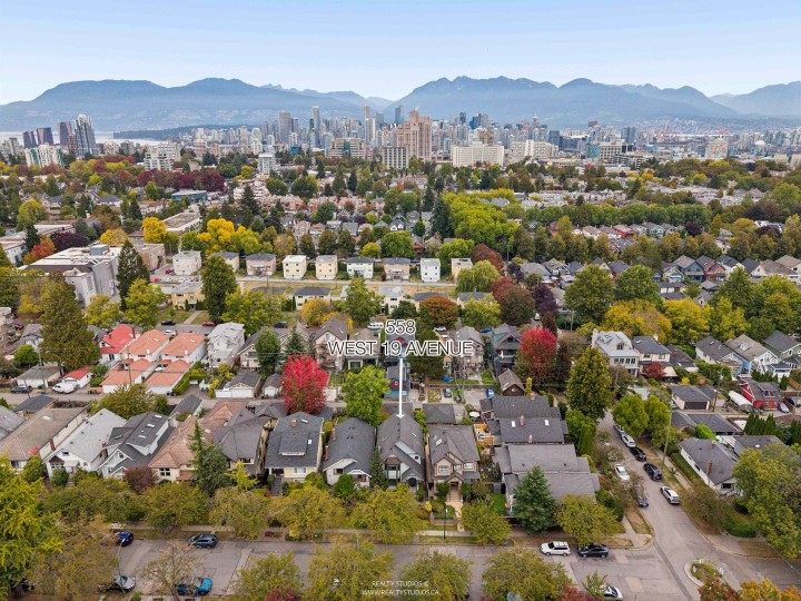 Photo 39 at 917 W 20th Avenue, Cambie, Vancouver West