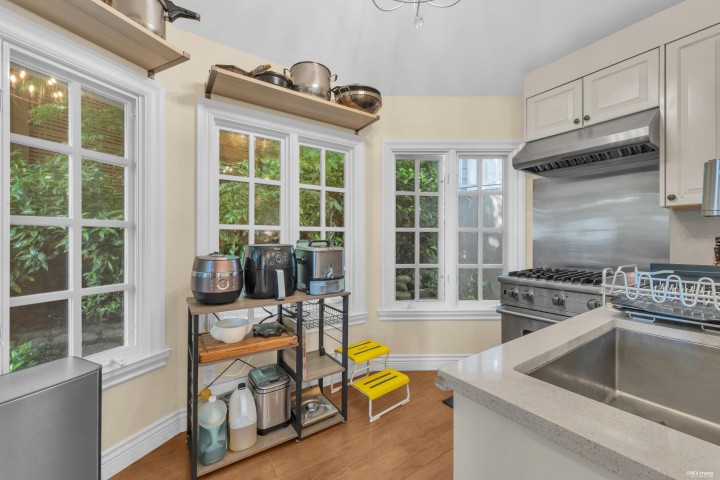 Photo 16 at 880 Younette Drive, Sentinel Hill, West Vancouver