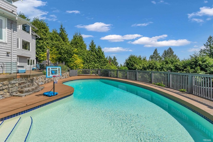 Photo 36 at 880 Younette Drive, Sentinel Hill, West Vancouver