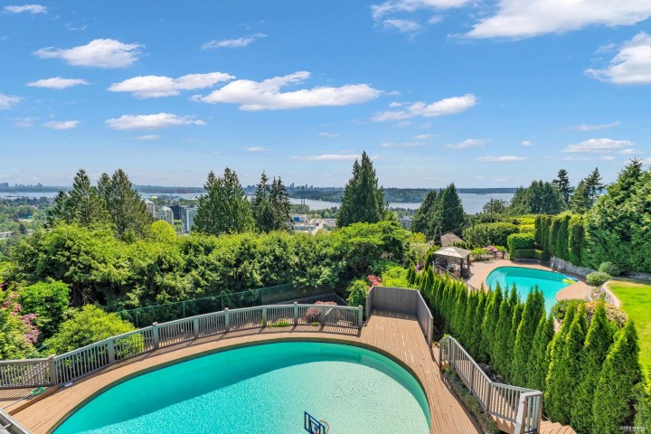 Photo 33 at 880 Younette Drive, Sentinel Hill, West Vancouver