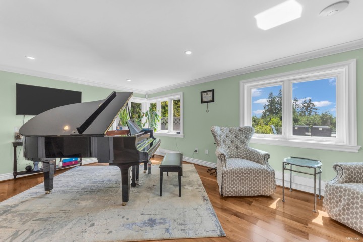 Photo 21 at 880 Younette Drive, Sentinel Hill, West Vancouver