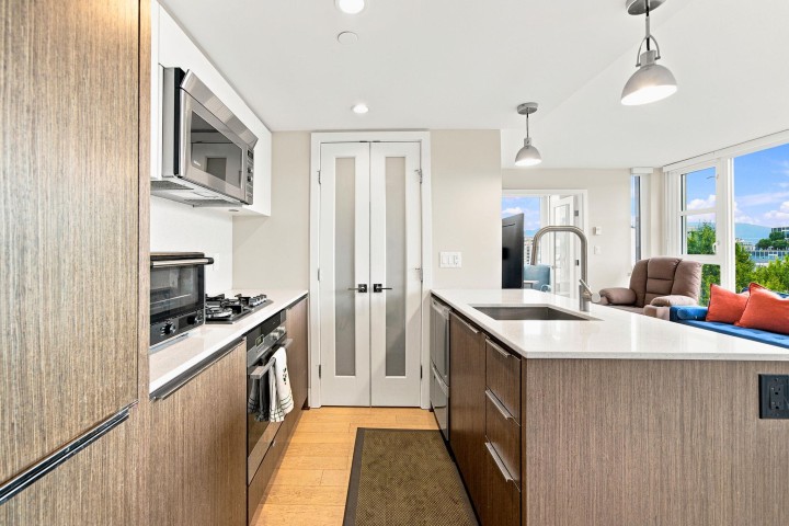 Photo 12 at 705 - 538 W 7th Avenue, Fairview VW, Vancouver West