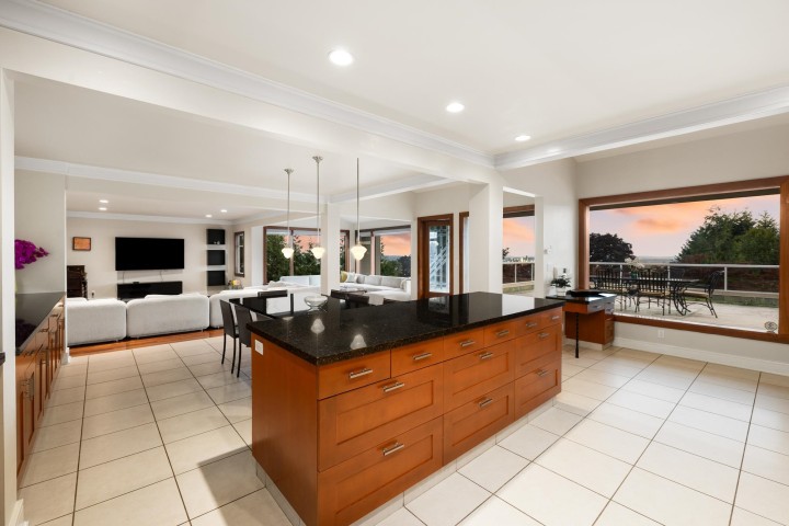 Photo 4 at 1035 King Georges Way, British Properties, West Vancouver