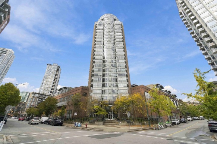 Photo 23 at 1707 - 63 Keefer Place, Downtown VW, Vancouver West