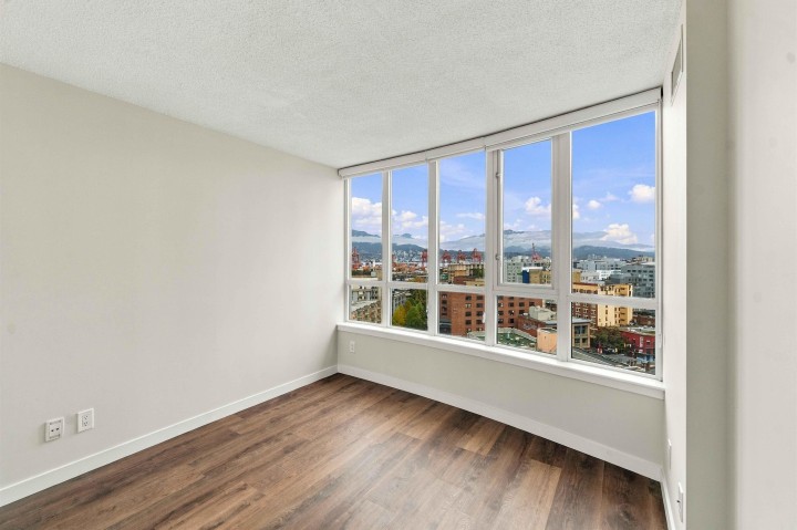 Photo 11 at 1707 - 63 Keefer Place, Downtown VW, Vancouver West