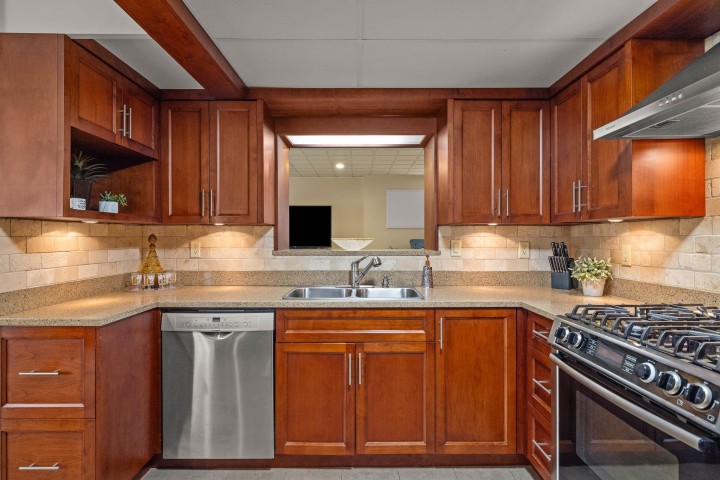 Photo 23 at 2515 E 45th Avenue, Killarney VE, Vancouver East