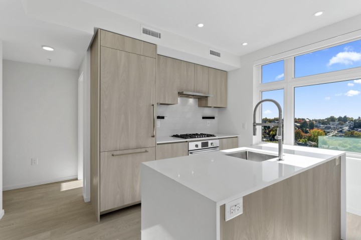 Photo 4 at 603 - 3264 Vanness Street, Collingwood VE, Vancouver East