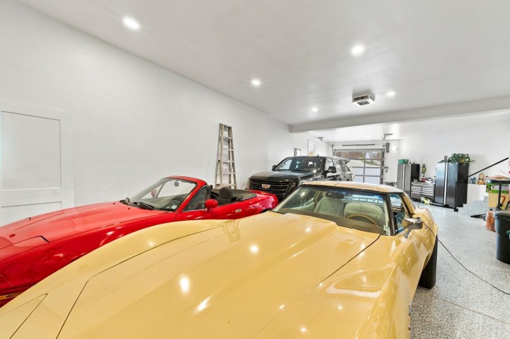 Photo 34 at 195 Kelvin Grove Way, Lions Bay, West Vancouver