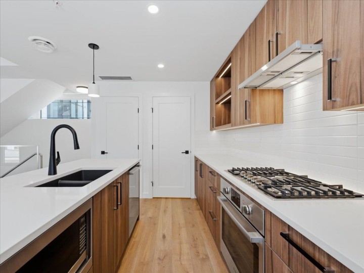 Photo 10 at 6833 Cambie Street, South Cambie, Vancouver West