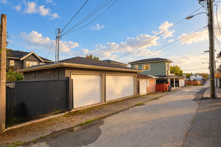Photo 40 at 1631 E 58th Avenue, Fraserview VE, Vancouver East