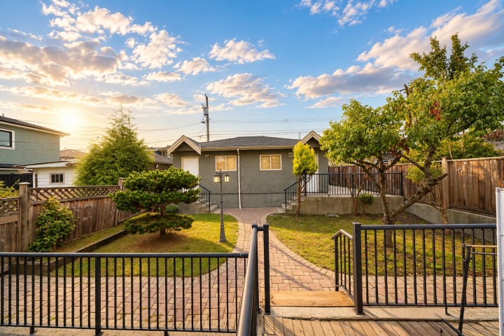 Photo 39 at 1631 E 58th Avenue, Fraserview VE, Vancouver East