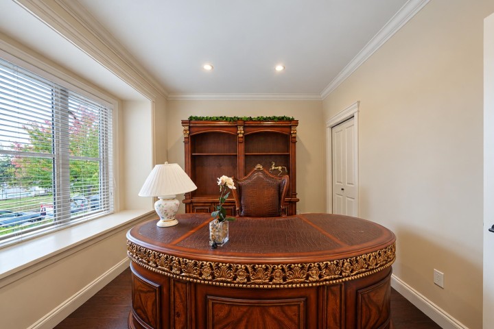 Photo 4 at 1631 E 58th Avenue, Fraserview VE, Vancouver East
