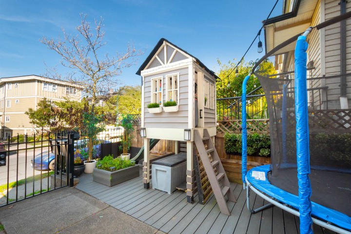 Photo 18 at 2048 Triumph Street, Hastings, Vancouver East