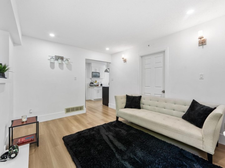 Photo 25 at 310 E 16th Avenue, Main, Vancouver East