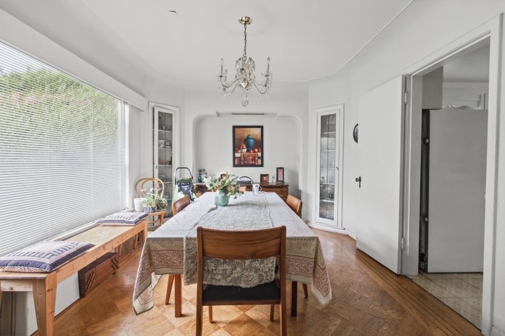 Photo 3 at 455 W 29th Avenue, Cambie, Vancouver West