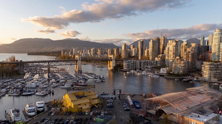 Photo 22 at 306 - 1345 W 4th Avenue, False Creek, Vancouver West
