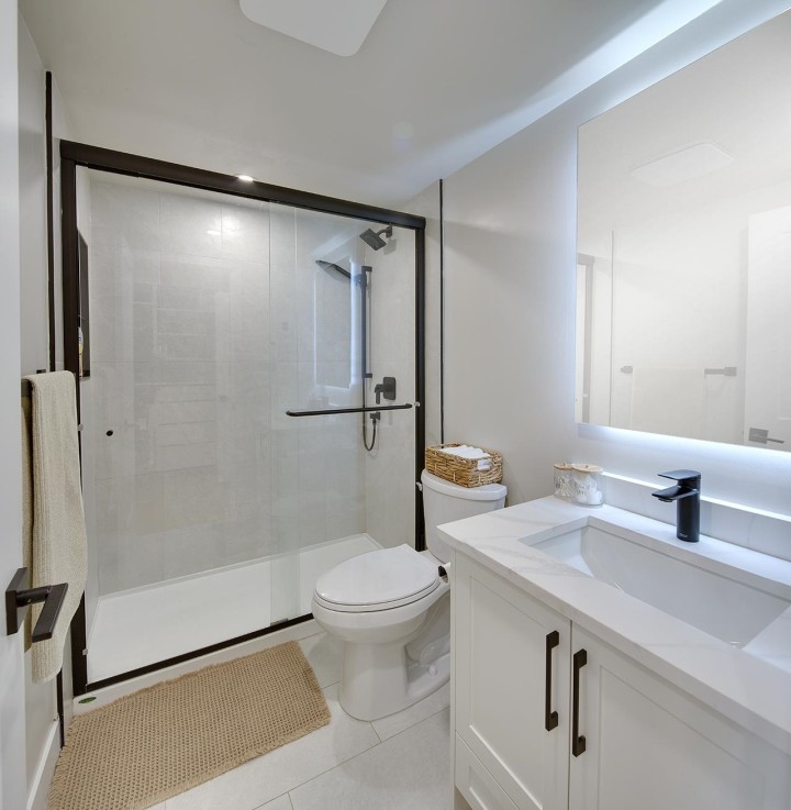 Photo 21 at 303 - 1877 W 5th Avenue, Kitsilano, Vancouver West
