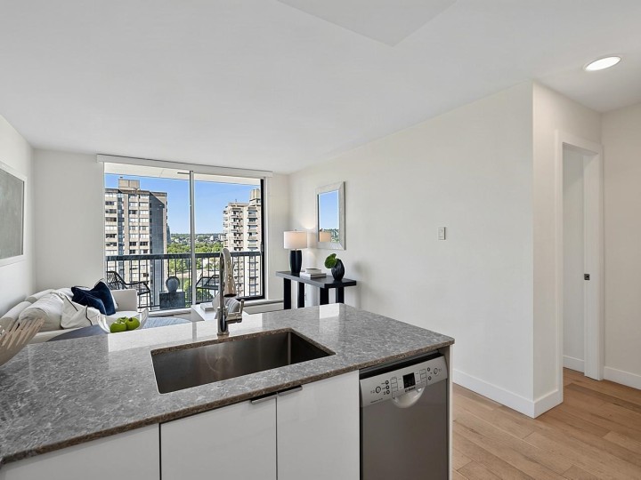 Photo 11 at 1008 - 1146 Harwood Street, West End VW, Vancouver West