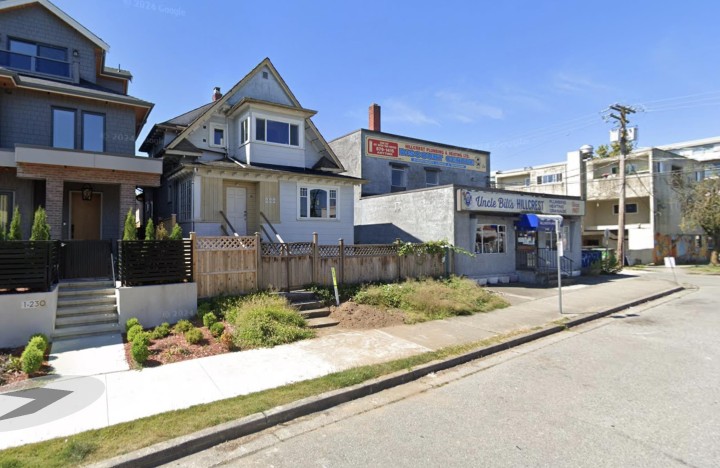 Photo 1 at 222 E 17th Avenue, Main, Vancouver East