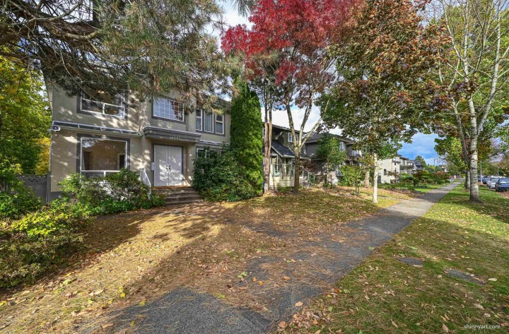 Photo 2 at 2893 W 20th Avenue, Arbutus, Vancouver West