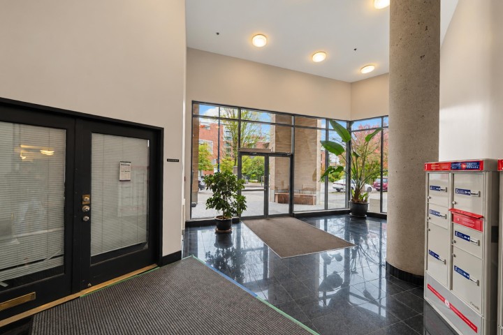Photo 5 at 402 - 288 E 8th Avenue, Mount Pleasant VE, Vancouver East