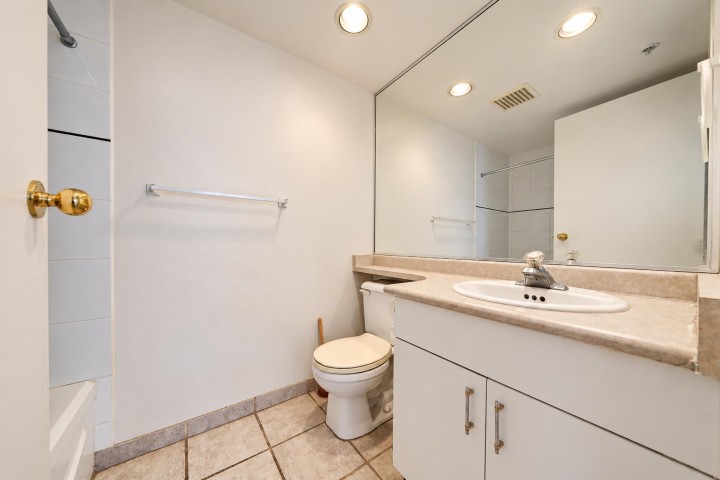 Photo 8 at 402 - 288 E 8th Avenue, Mount Pleasant VE, Vancouver East