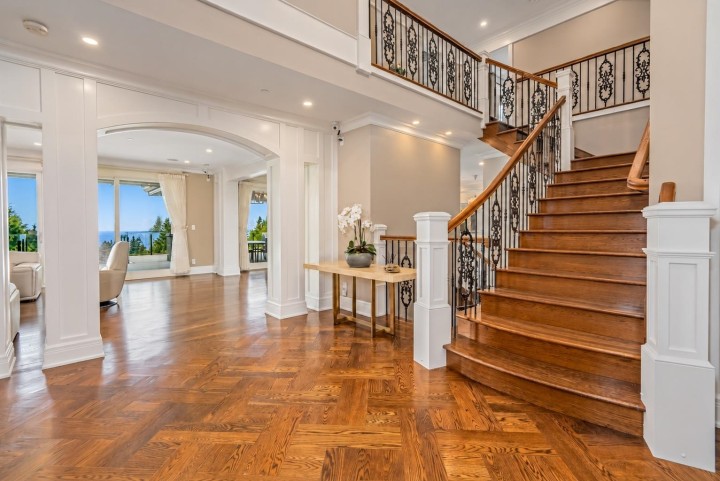 Photo 7 at 2638 Queens Avenue, Queens, West Vancouver