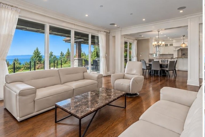 Photo 11 at 2638 Queens Avenue, Queens, West Vancouver