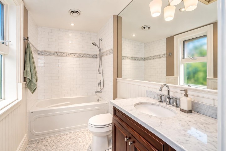 Photo 31 at 2638 Queens Avenue, Queens, West Vancouver
