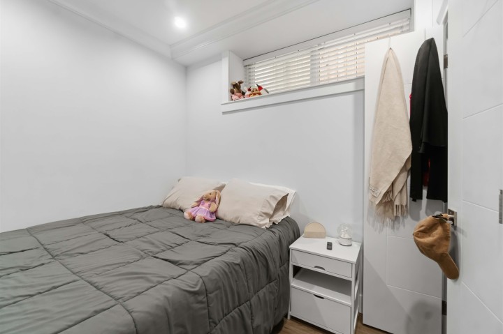 Photo 23 at 3162 Venables Street, Renfrew VE, Vancouver East