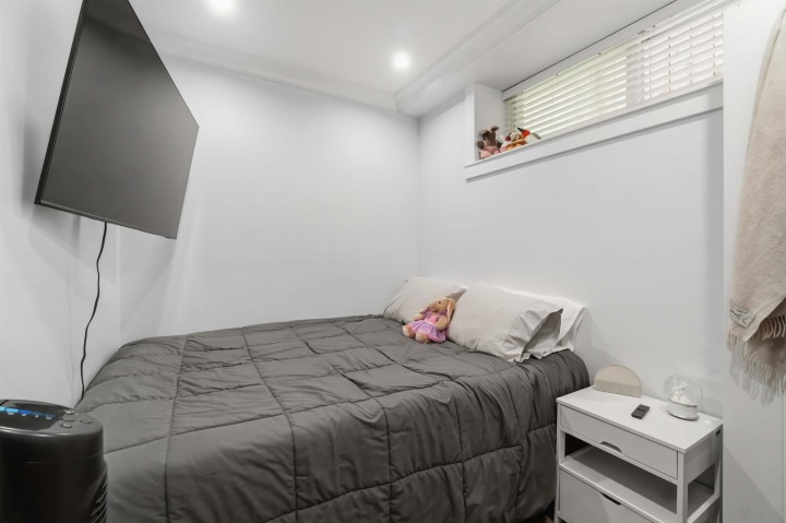 Photo 22 at 3162 Venables Street, Renfrew VE, Vancouver East