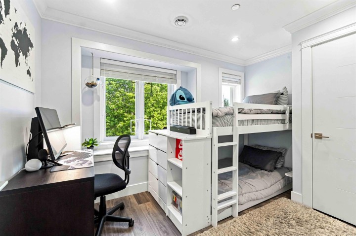 Photo 14 at 3162 Venables Street, Renfrew VE, Vancouver East