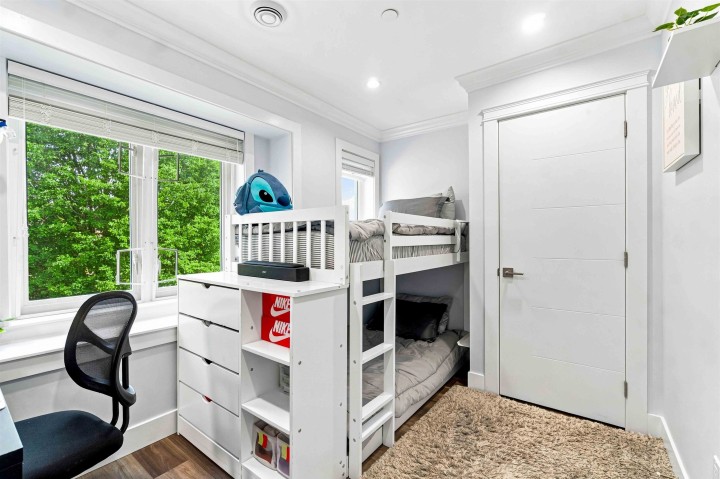 Photo 15 at 3162 Venables Street, Renfrew VE, Vancouver East