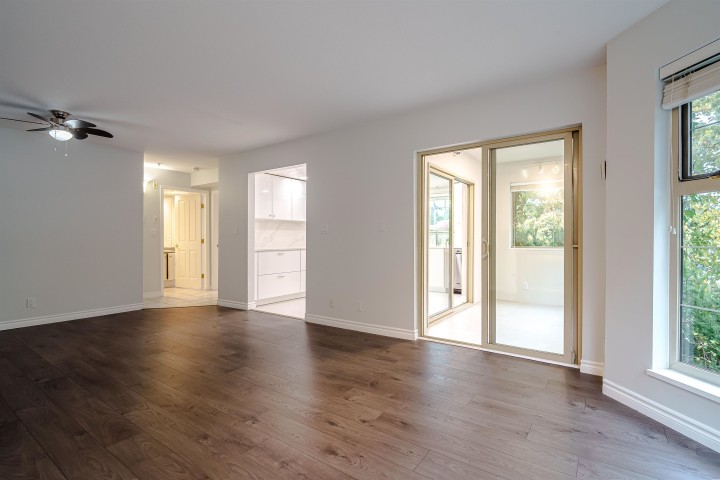 Photo 5 at 208 - 5650 Oak Street, Cambie, Vancouver West