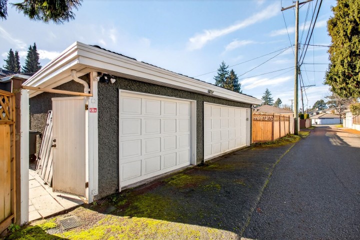 Photo 28 at 1369 W 55th Avenue, South Granville, Vancouver West