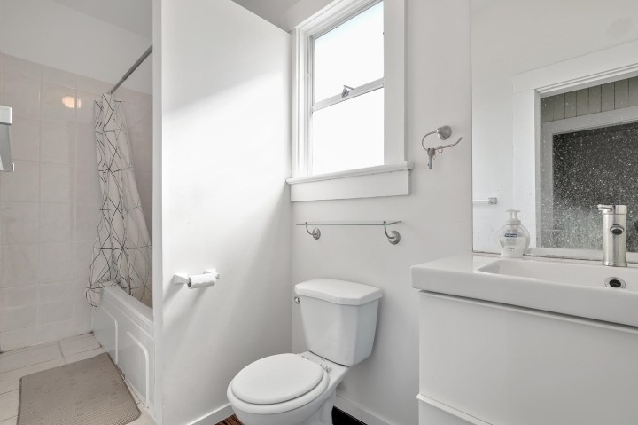 Photo 23 at 2336 45 Avenue, Killarney VE, Vancouver East