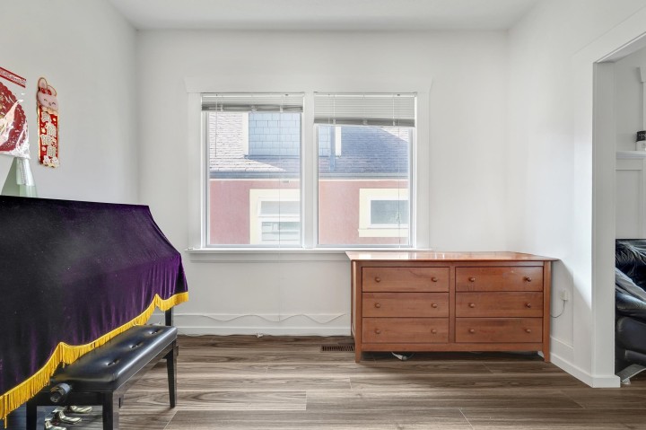 Photo 13 at 2336 45 Avenue, Killarney VE, Vancouver East